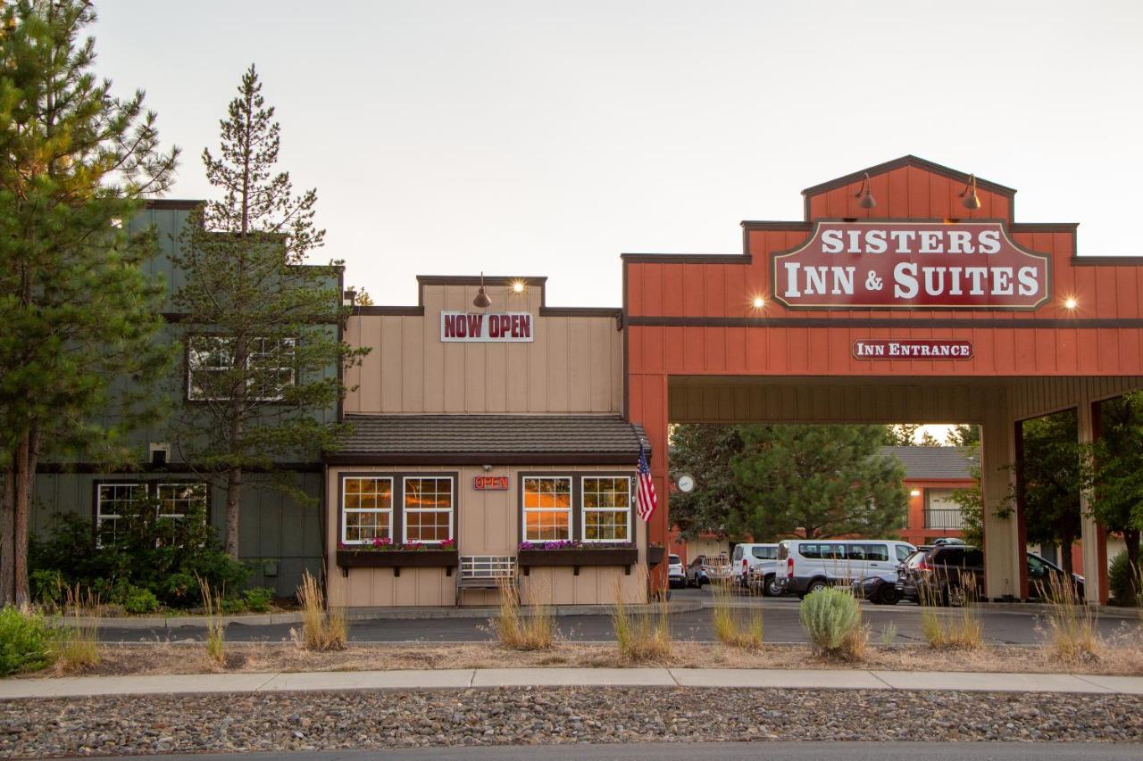 Sisters Inn & Suites Bagian luar foto